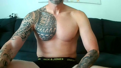 perrumilla82 live cam on Cam4