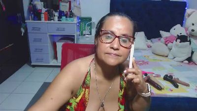 pervert_hot4 live cam on Cam4