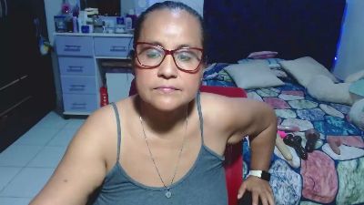 pervert_hot4 live cam on Cam4