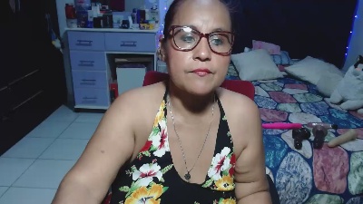pervert_hot4 live cam on Cam4