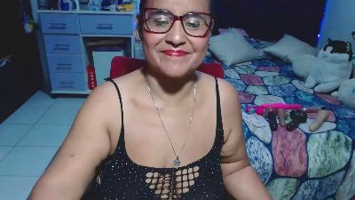 pervert_hot4 live cam on Cam4