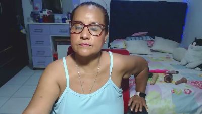 pervert_hot4 live cam on Cam4