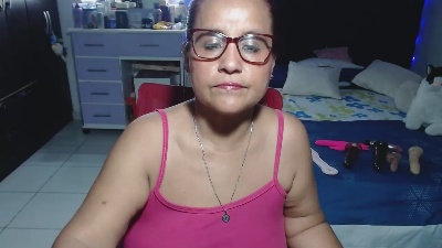 pervert_hot4 live cam on Cam4