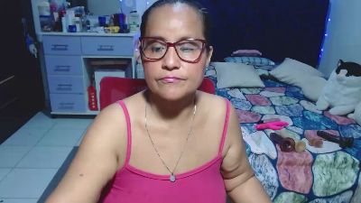 pervert_hot4 live cam on Cam4