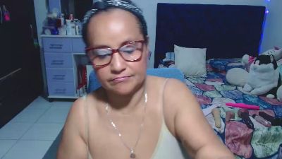 pervert_hot4 live cam on Cam4