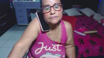 pervert_hot4 live cam on Cam4