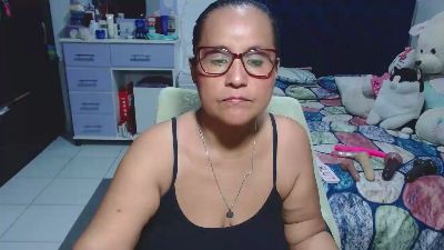 pervert_hot4 live cam on Cam4