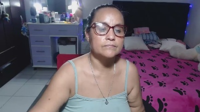 pervert_hot4 live cam on Cam4