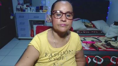pervert_hot4 live cam on Cam4