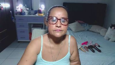 pervert_hot4 live cam on Cam4