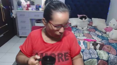 pervert_hot4 live cam on Cam4