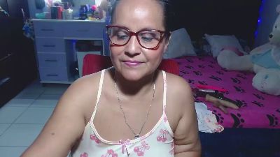 pervert_hot4 live cam on Cam4