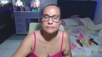pervert_hot4 live cam on Cam4