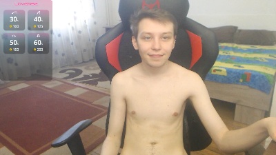 pervygamer6767 live cam on Cam4