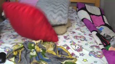 petite_diofa live cam on Cam4