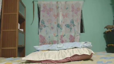 petiteprincess3 live cam on Cam4