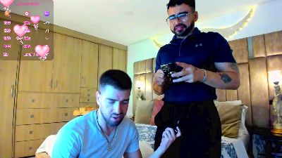 petterandwilly live cam on Cam4