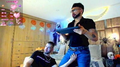 petterandwilly live cam on Cam4