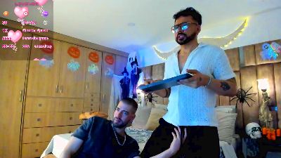 petterandwilly live cam on Cam4