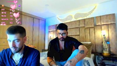 petterandwilly live cam on Cam4