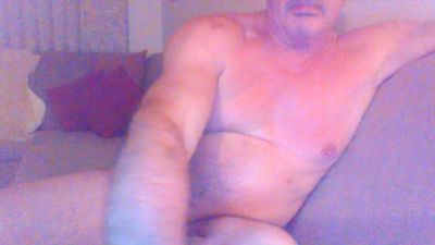 phil2793 live cam on Cam4
