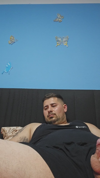 phillip5 live cam on Cam4