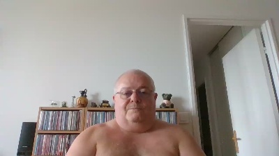 philou75xxx live cam on Cam4