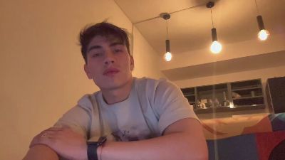 pibardo28 live cam on Cam4
