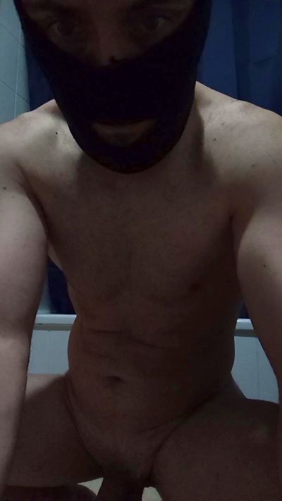 pichi84 live cam on Cam4