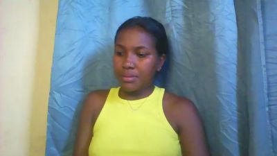 pichou_hot live cam on Cam4