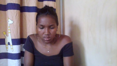 pichou_hot live cam on Cam4
