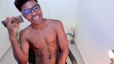 piereloisbrown1 live cam on Cam4