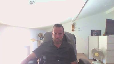 pierre752 live cam on Cam4