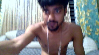 pikachuishigh live cam on Cam4