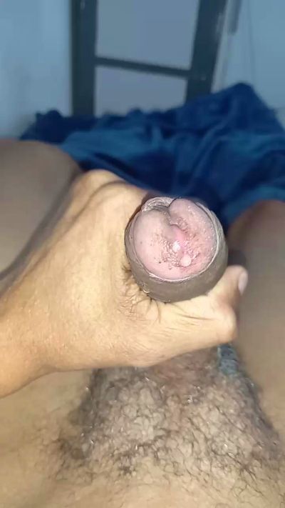pikadoce22 live cam on Cam4