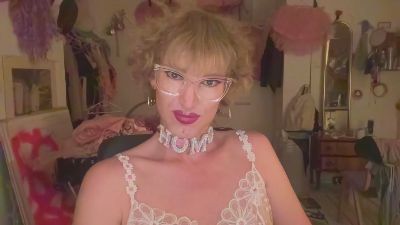 pinkyfagyboy live cam on Cam4