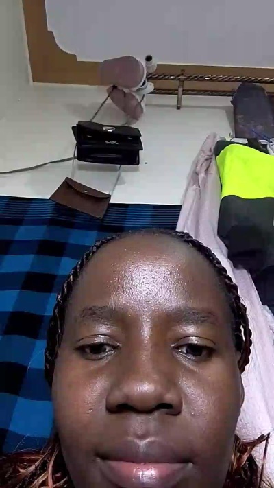 pinkypussy3 live cam on Cam4