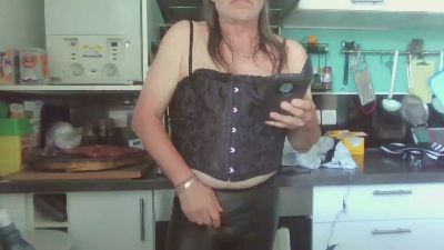 pinottoutcourt live cam on Cam4