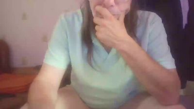 pinottoutcourt live cam on Cam4