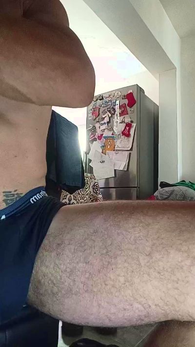 piovrahot live cam on Cam4