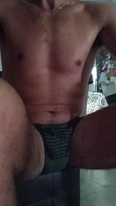 piovrahot live cam on Cam4