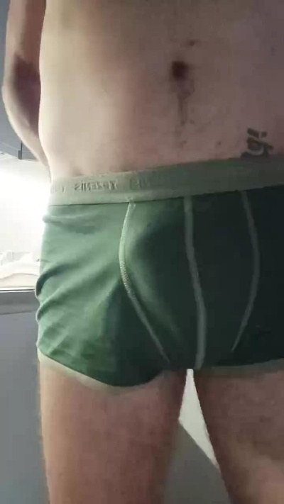 piovrahot live cam on Cam4