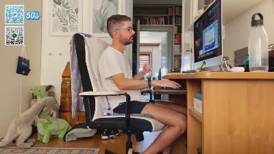 pisellone_roma live cam on Cam4