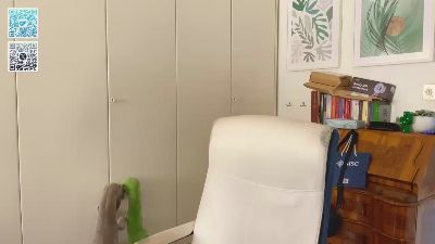 pisellone_roma live cam on Cam4