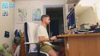 pisellone_roma live cam on Cam4