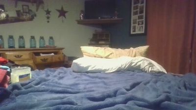 pjbarnett2389i3 live cam on Cam4