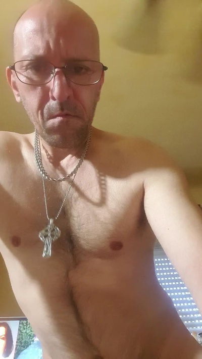 placenzio77 live cam on Cam4