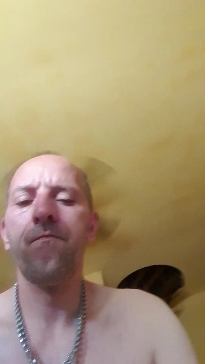 placenzio77 live cam on Cam4