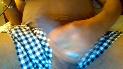 plant2222 live cam on Cam4