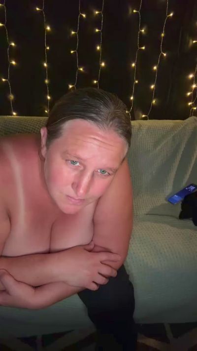 pleaseandtease live cam on Cam4